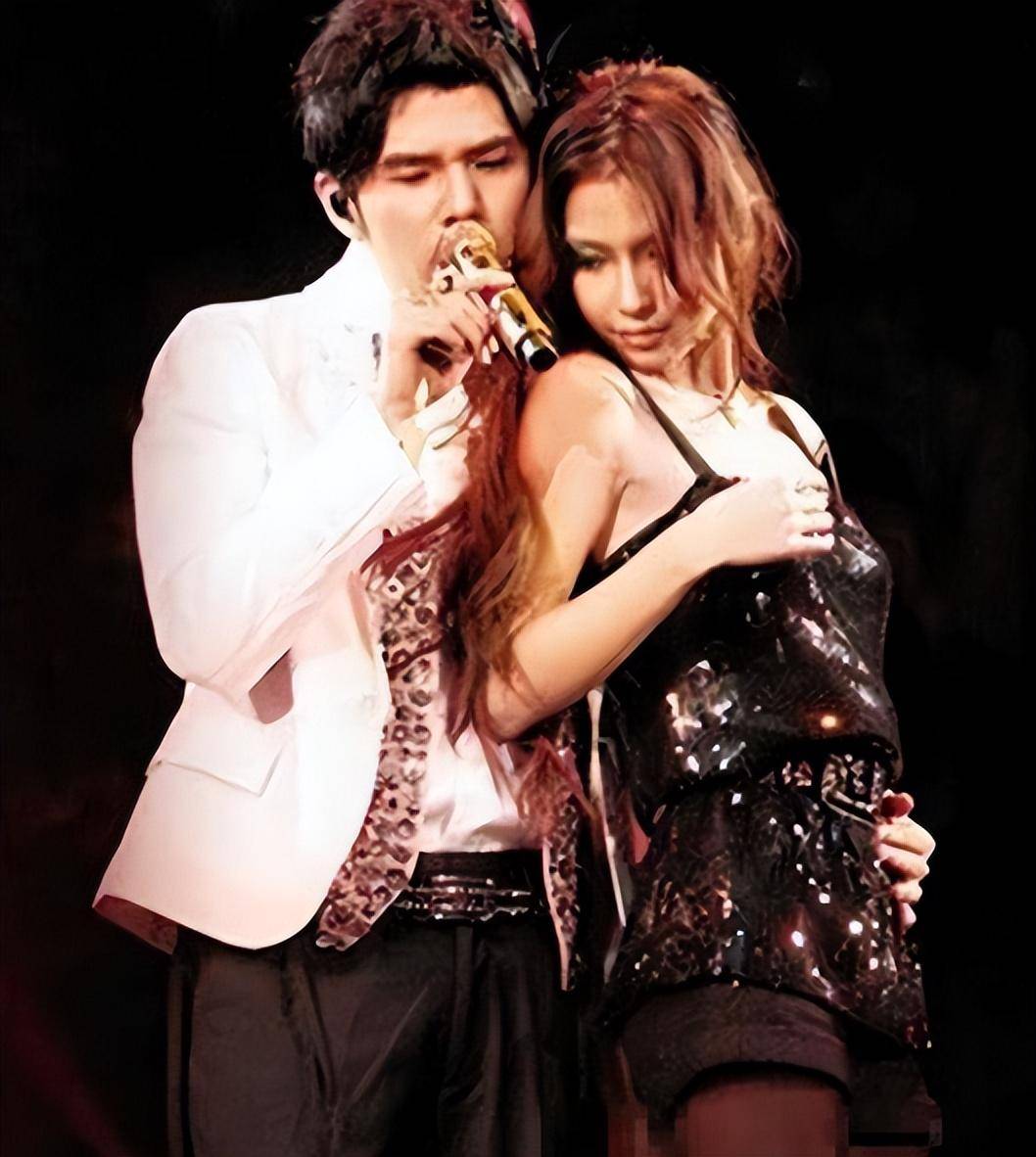 黄晓明道歉!不愿意放弃叶柯的原因早已透露,难怪他那么疲惫!