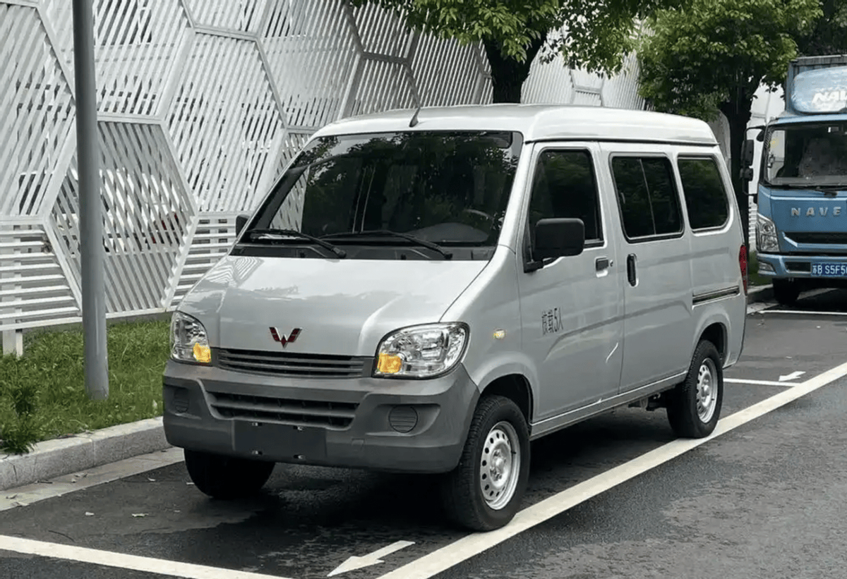 全新五菱之光EV首发,移动电竞房,比飞度还短_搜狐汽车_搜狐网