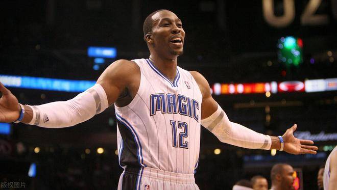 看看榜单前5就知道了,保罗场均22 11第5