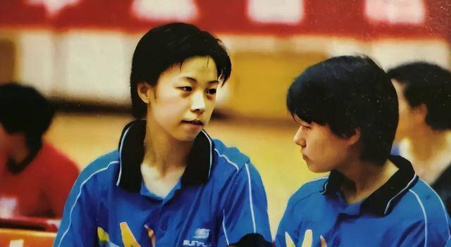 夺冠19次,退役后闪嫁大20岁富商,乒坛大魔王张怡宁今怎样了?