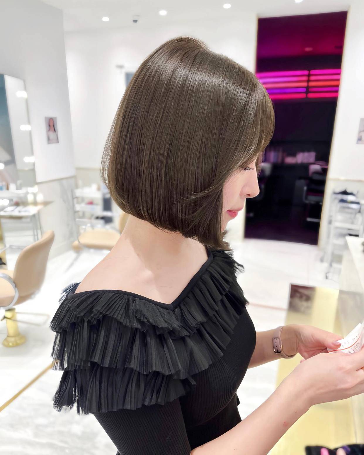 内扣波波头:永恒的时尚经典