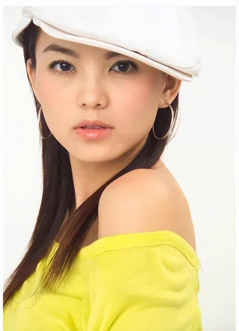 年近50的李湘,结局早注定,身家5000亿却换不回跌落的口碑