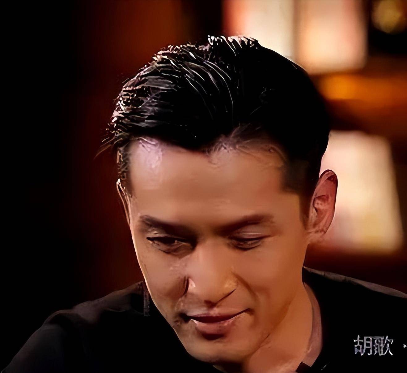 46岁薛佳凝等来喜事,照片曝光:恭喜,她终于找到最值得爱的人_胡歌