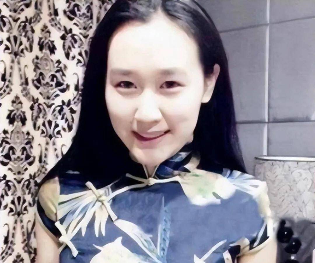 离婚33年后,刀郎的前妻在公开场合谈话,说得最多的就是后悔_杨娜_生活_女儿