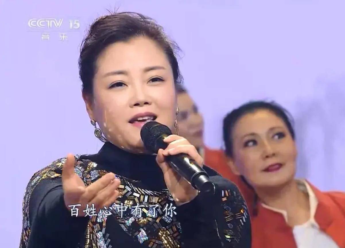 戴娆曾是张国立御用歌手与生父对簿公堂嫁清华学霸为爱退隐