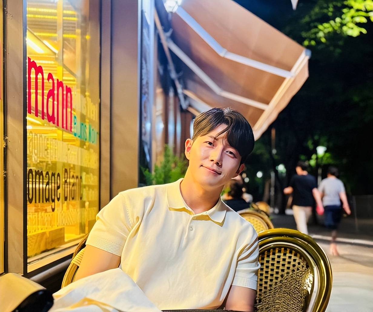 32岁韩国男演员游中国期间意外去世,韩网友吐槽是中国