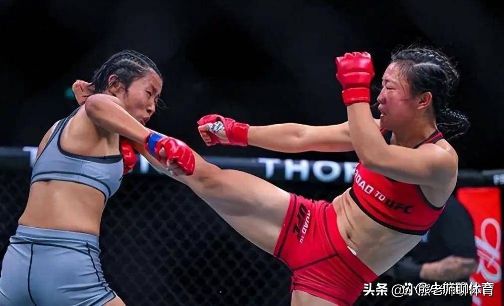 中国最能打的女医生,石铭!十三妹打进UFC!将成下一个张伟丽_格斗_摔跤_冯萧灿