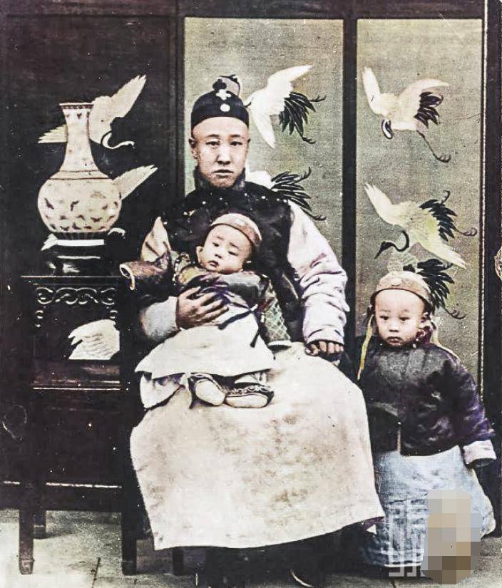 隆裕太后生活优裕,又没有疾病,怎么在清帝退位第二年就去世了?_紫禁城_光绪帝_清廷