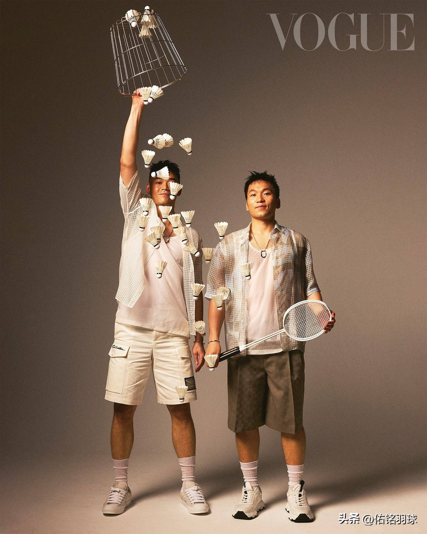 奥运冠军王齐麟求婚现场上演"左拥右抱"!
