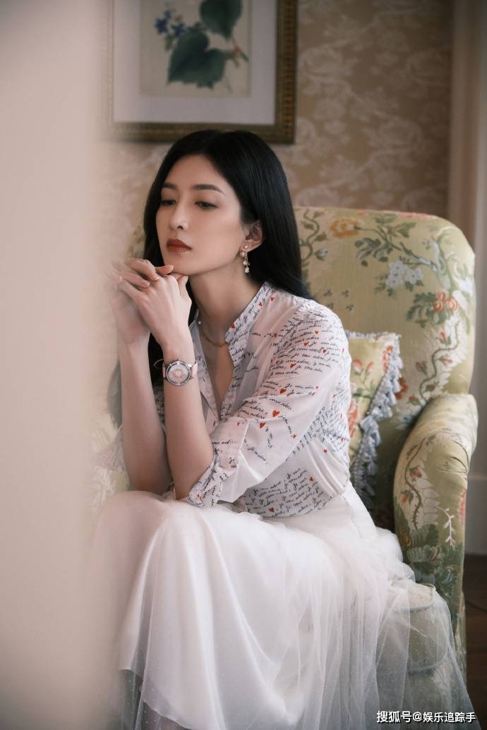 江疏影是否能从这次事件中"洗白",将取决于她之后的表现和回应.