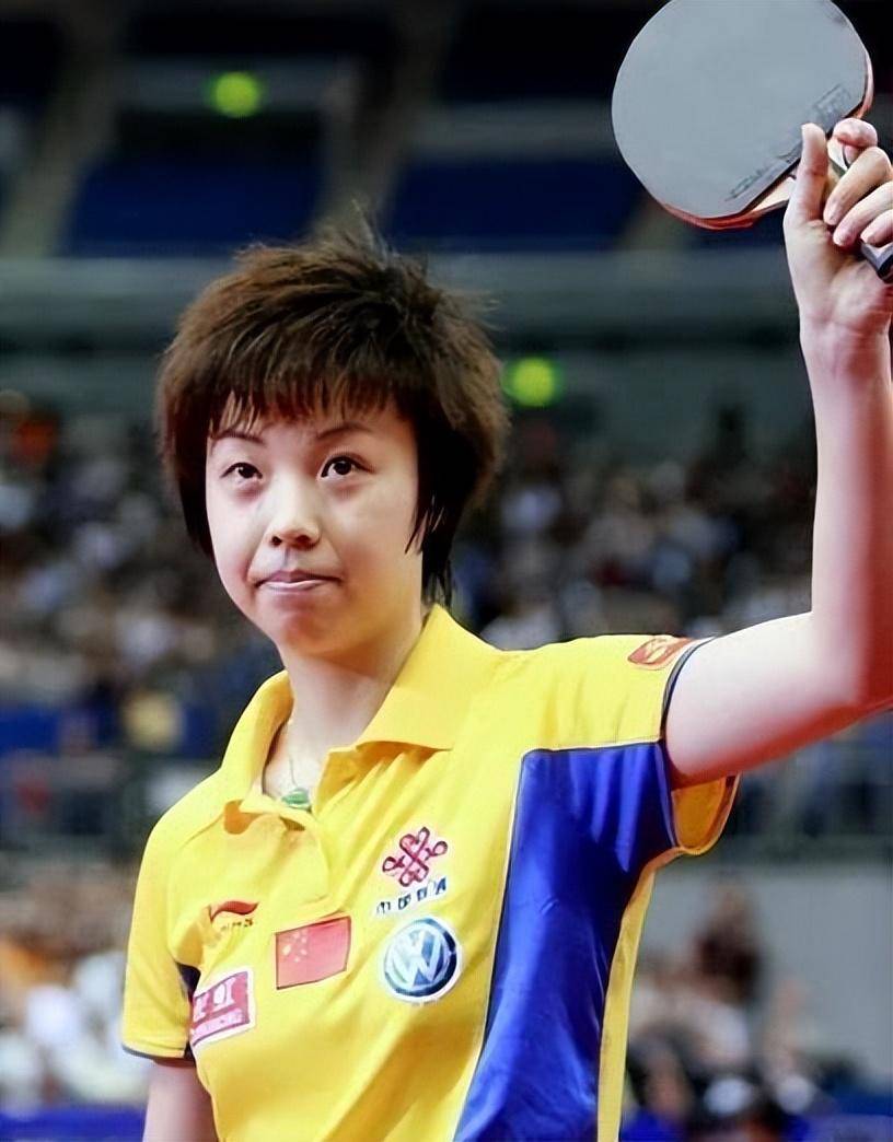 28岁的张怡宁为啥愿意跟了48岁富商徐威还为他生下一双儿女