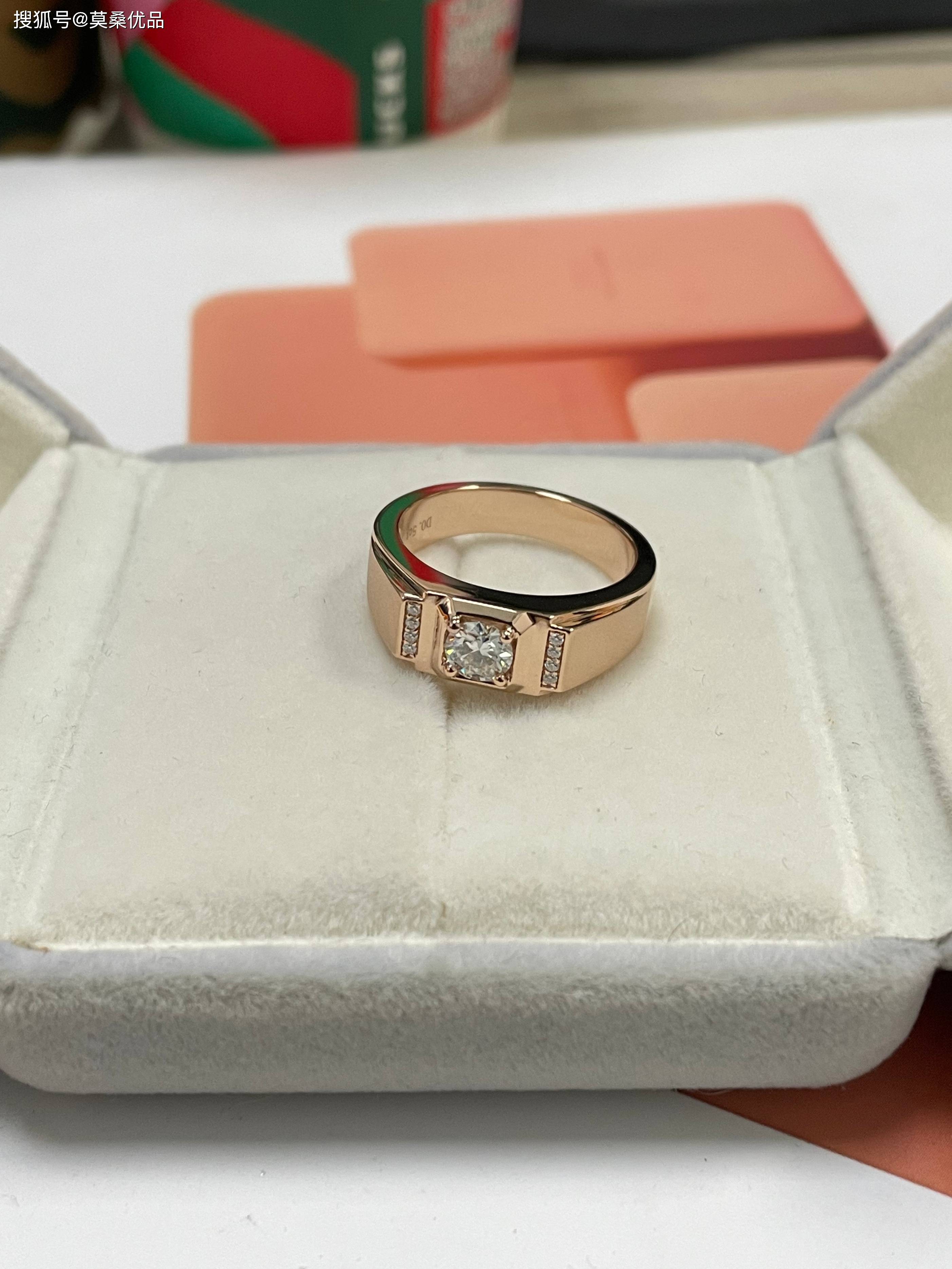 客订18k玫瑰金镶50分莫桑钻男戒