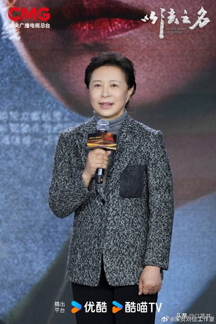 她是国家一级演员,与富豪结婚37年零绯闻,儿子帅气是她的骄傲_刘佳_父亲_李培森