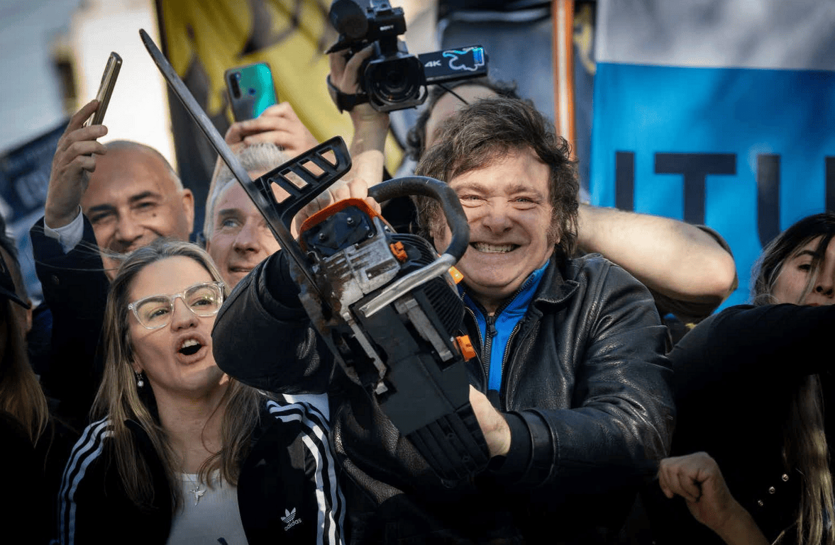 阿根廷休克疗法一年，米莱还要下猛药：取消90%税收，全面美元化_搜狐网