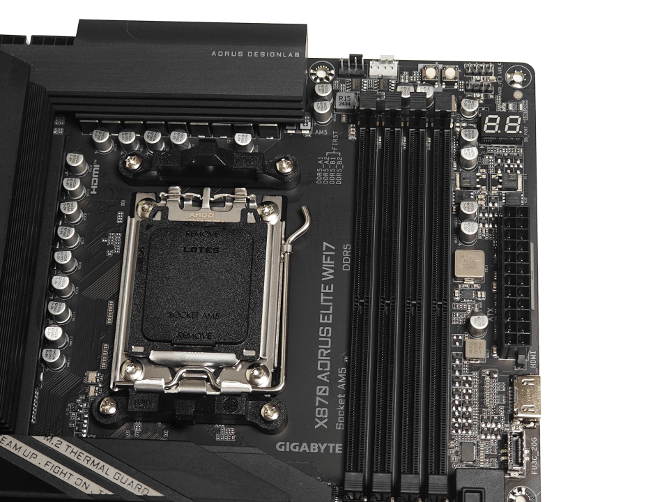 AMD9000处理器的绝佳拍档:技嘉X870 AORUS ELITE WIFI7电竞主板