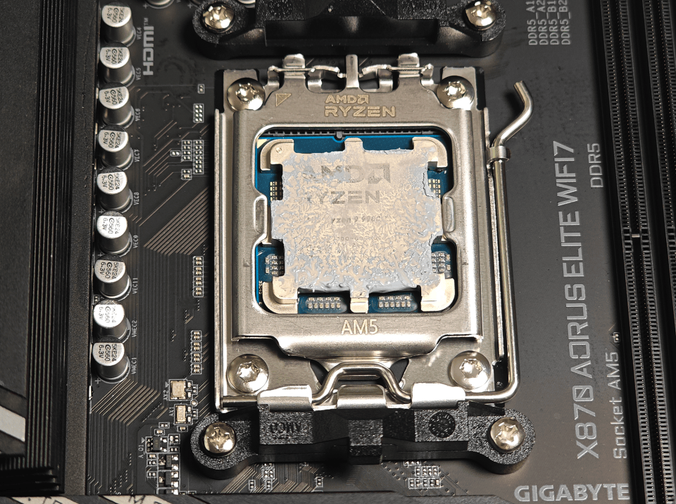 AMD9000处理器的绝佳拍档:技嘉X870 AORUS ELITE WIFI7电竞主板