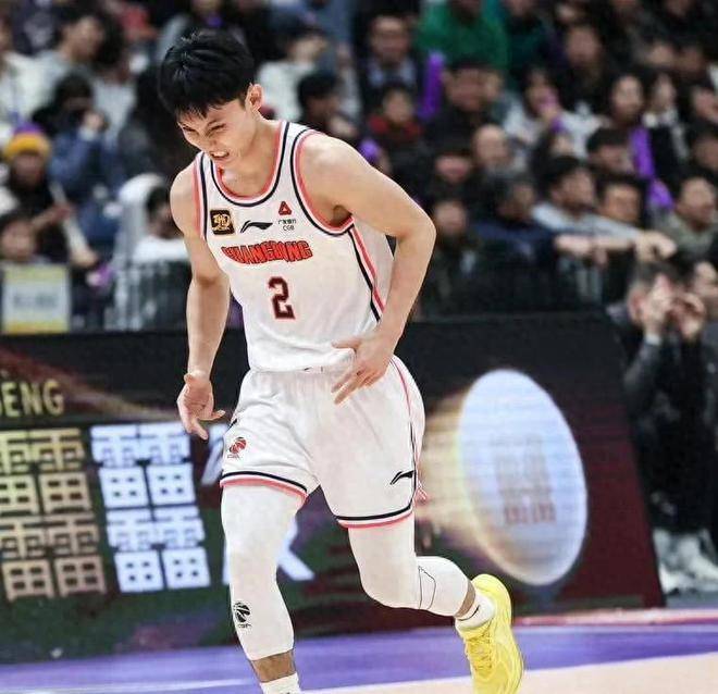 徐杰爆发狂砍22分13助攻，林葳低迷仅12投3中！