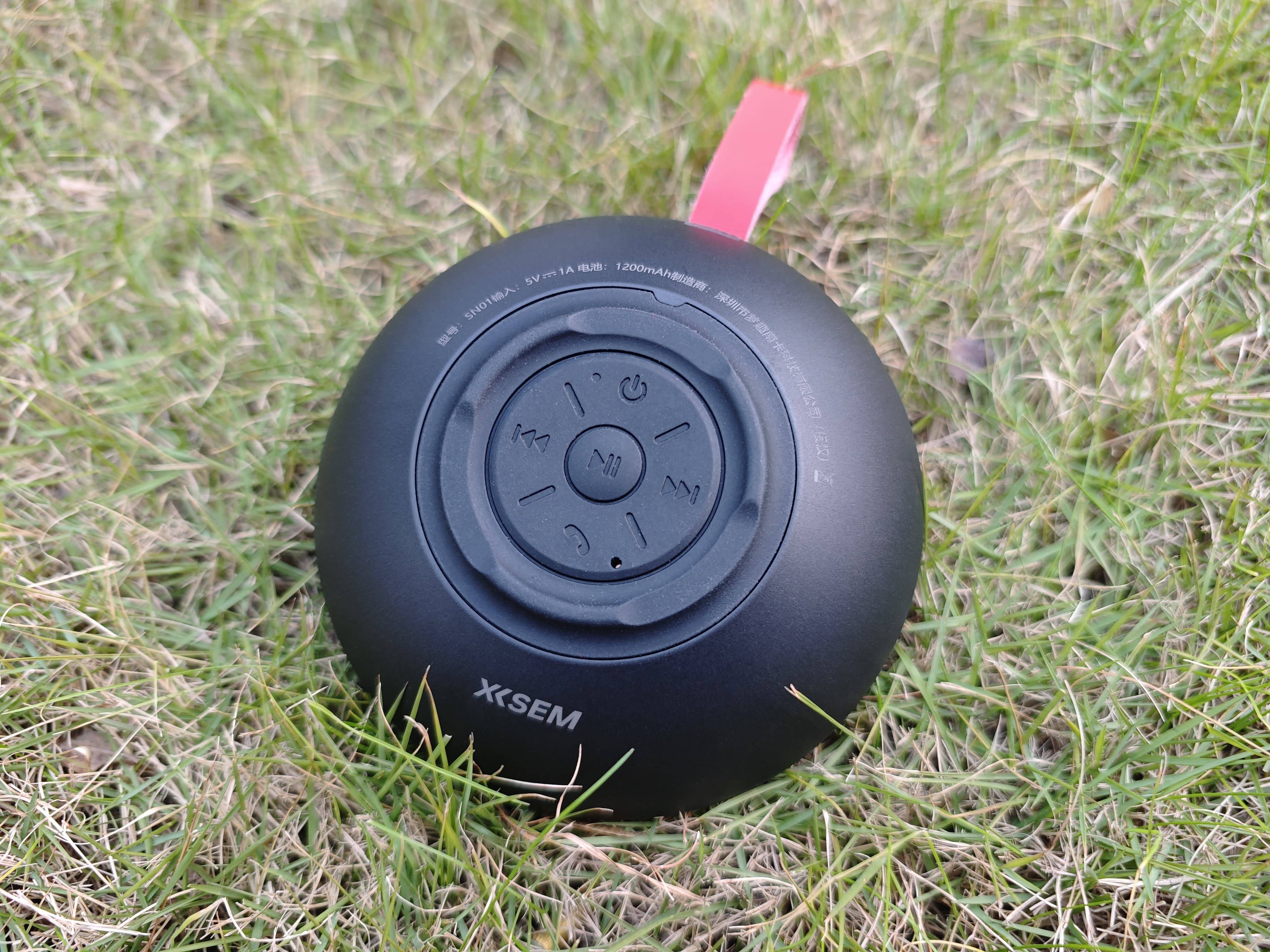 西圣蓝牙音箱:小巧身躯,震撼音效的音乐伴侣