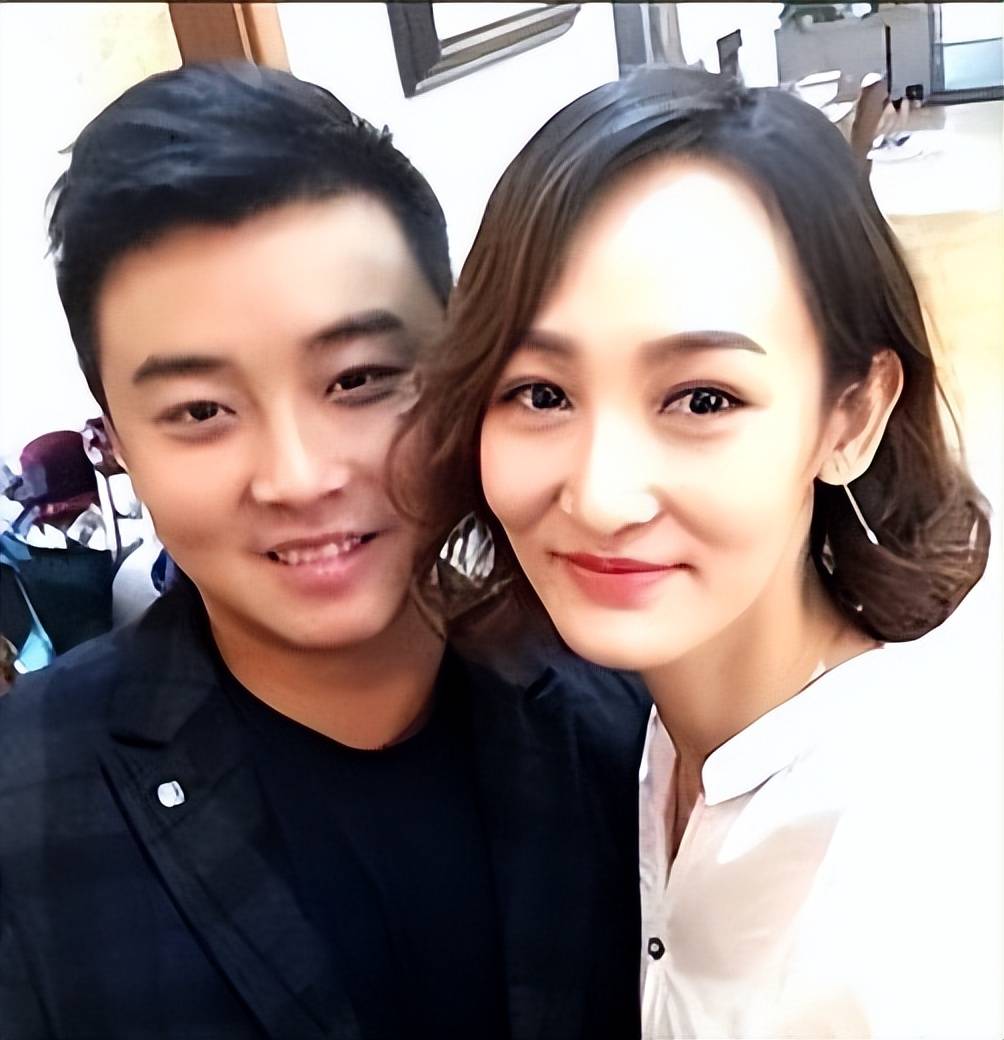 王皓妻子闫博雅,为爱放弃舞蹈,回家照顾婆婆,爱事业更爱家庭!