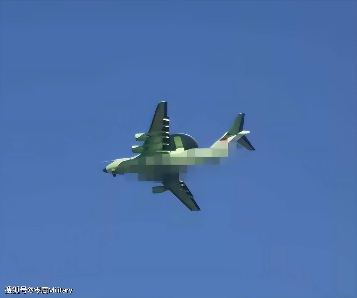 这在许多空中预警机上很常见,包括中国空军现役的空警-2000,以及
