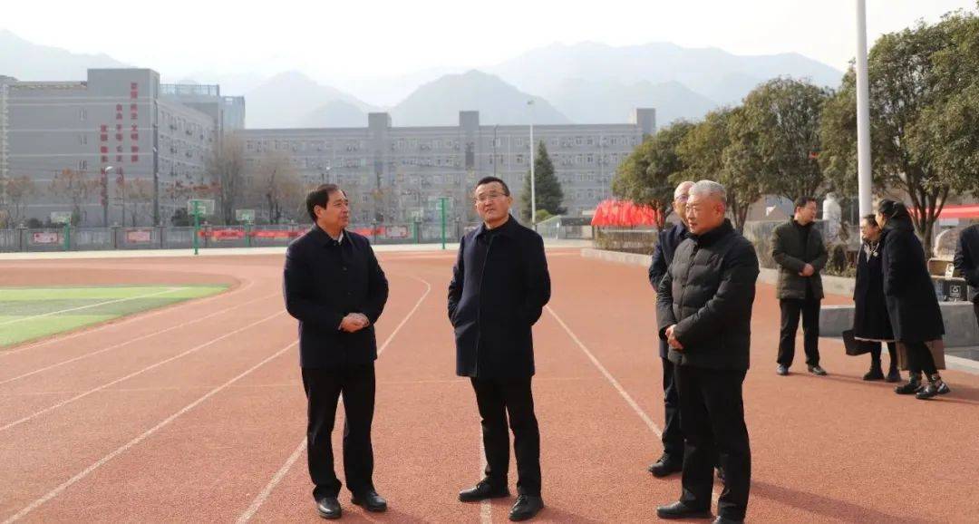 结对共建同发展 | 西安市五环中学与陕西省山阳中学结对共建活动顺利