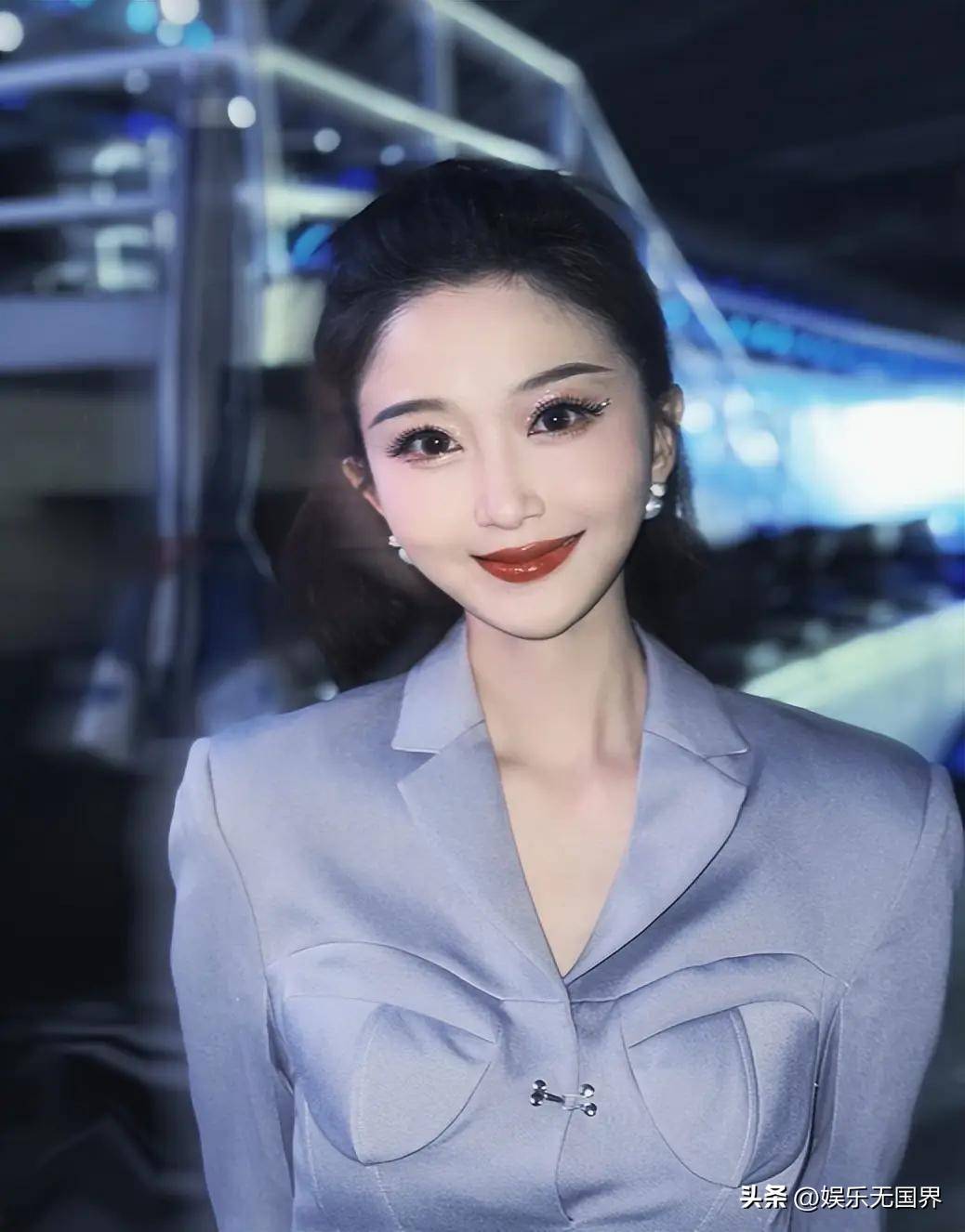 辽宁电视台16位美女主持人,刘心悦身材高挑,气质出众