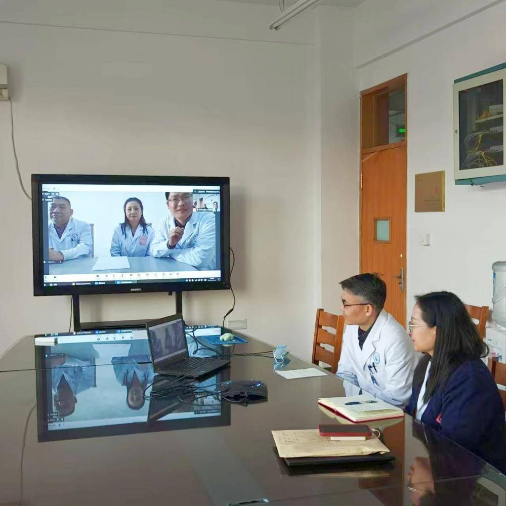 徐州市东方人民医院援疆医生朱冬冬组织开展线上远程会诊
