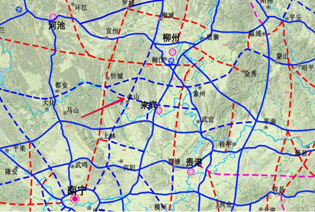 喜气洋溢,广西武宣经来宾经合山至忻城高速开通,沿途老百姓笑了