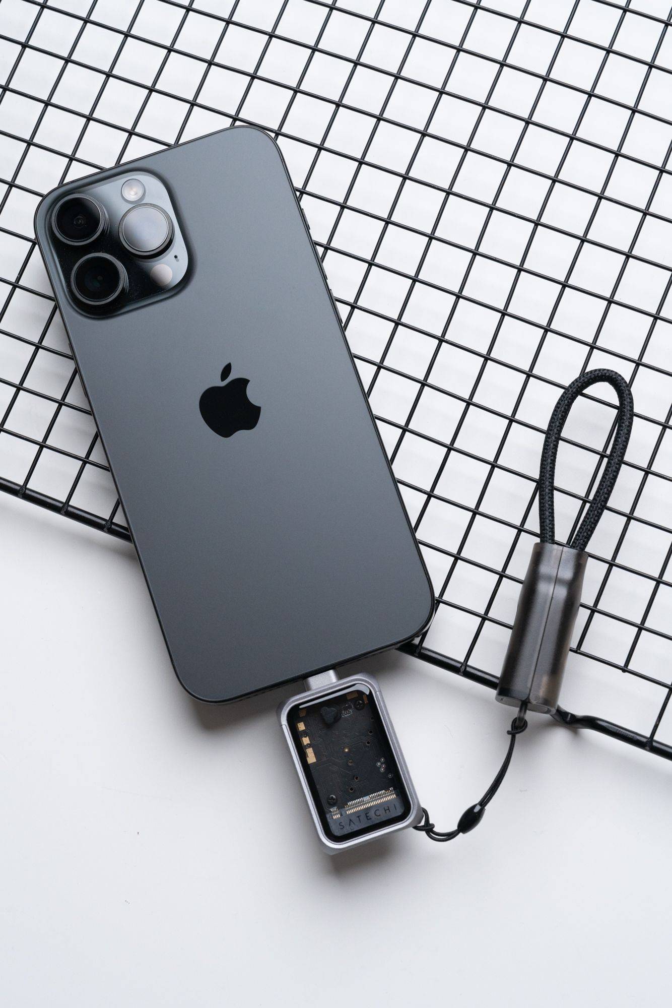 基本都是iphone开appleprores挺方便的总之现在我很少会带着相机去