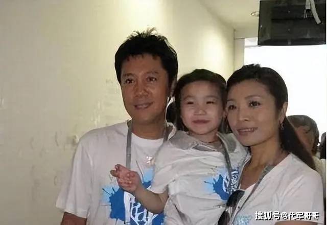 55岁蔡国庆:这辈子最幸运的事,就是在路上捡到一个老婆_瑞婷_艾斯_生活