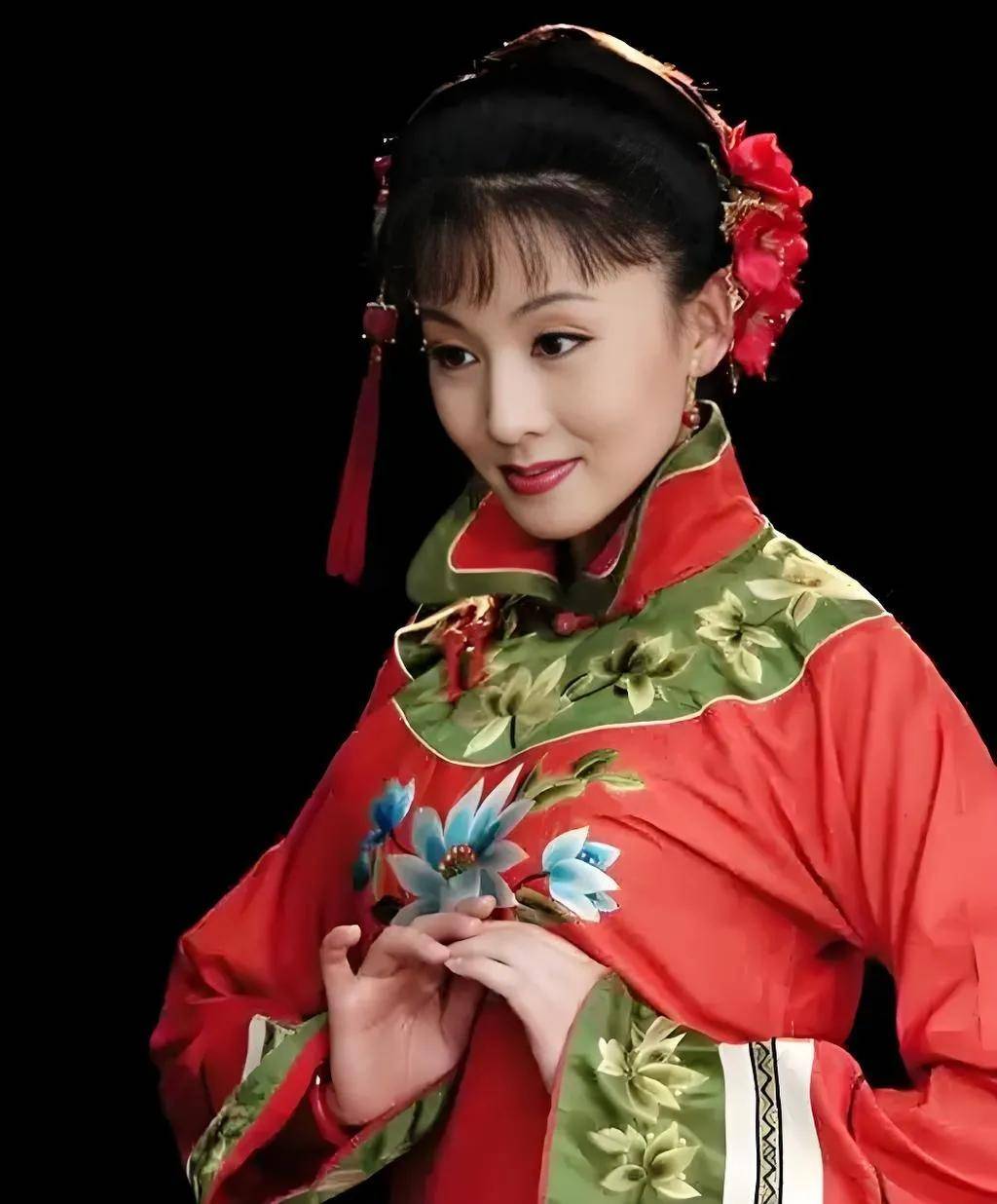 黄梅戏演员韩再芬