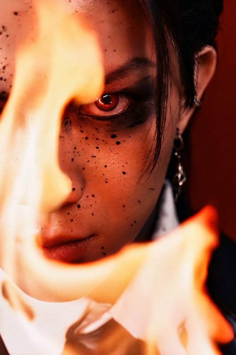 "来!我要驾驭着猛风升起" 梁君诺新歌《on fire》逆境中燃烧与重生