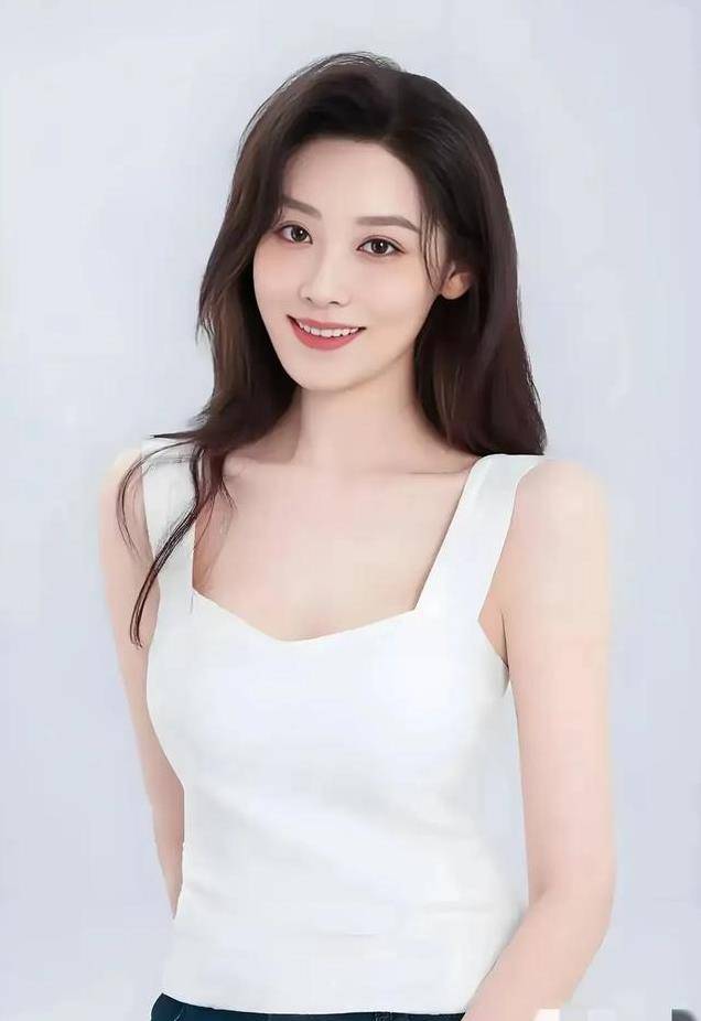 荣梓希:神秘的,95,后甘肃美女演员