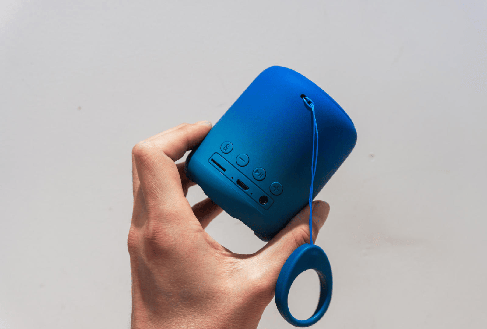 蓝牙音箱哪个品牌性价比高？2025年热销蓝牙音箱千万别错过