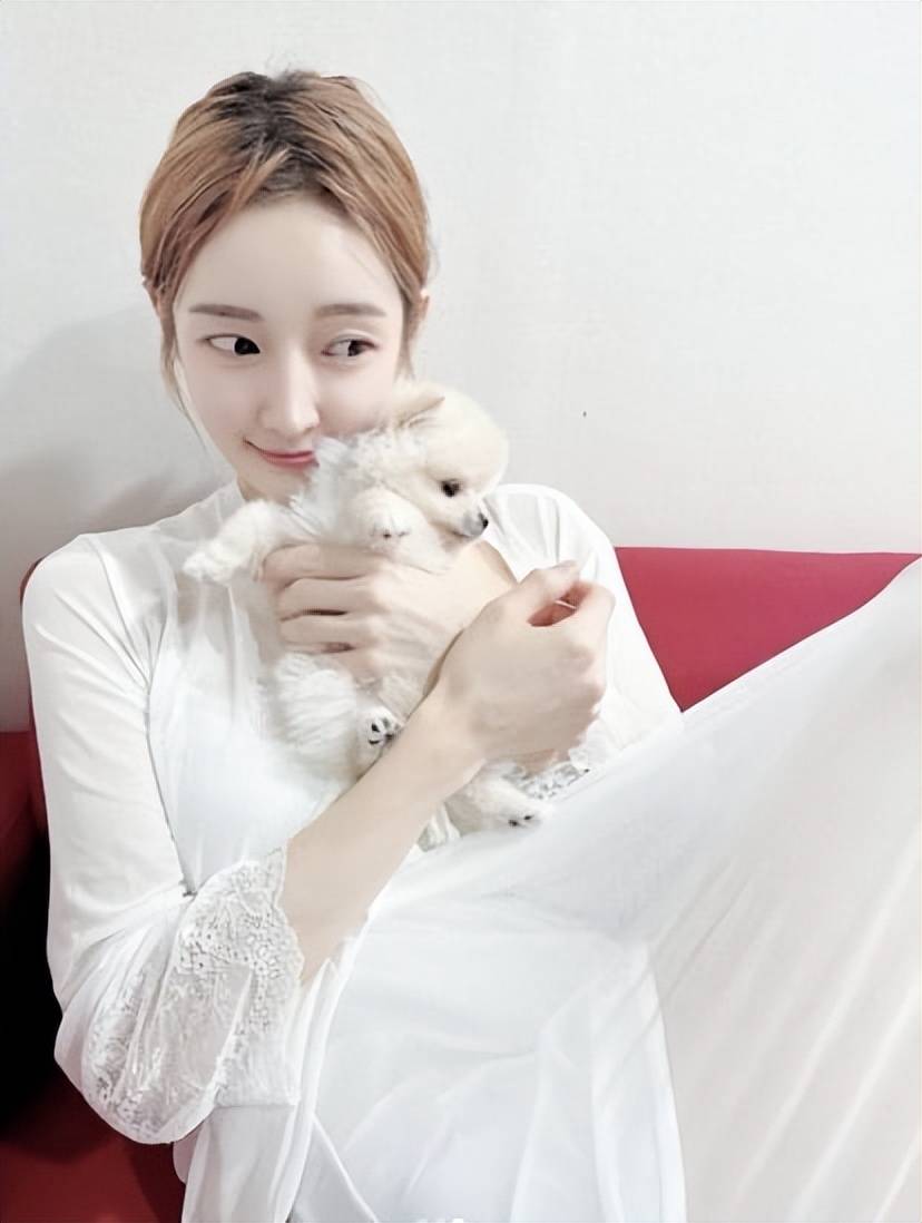 前tara成员雅琳因虐待儿童被判8个月刑期,透露已经怀上第四胎