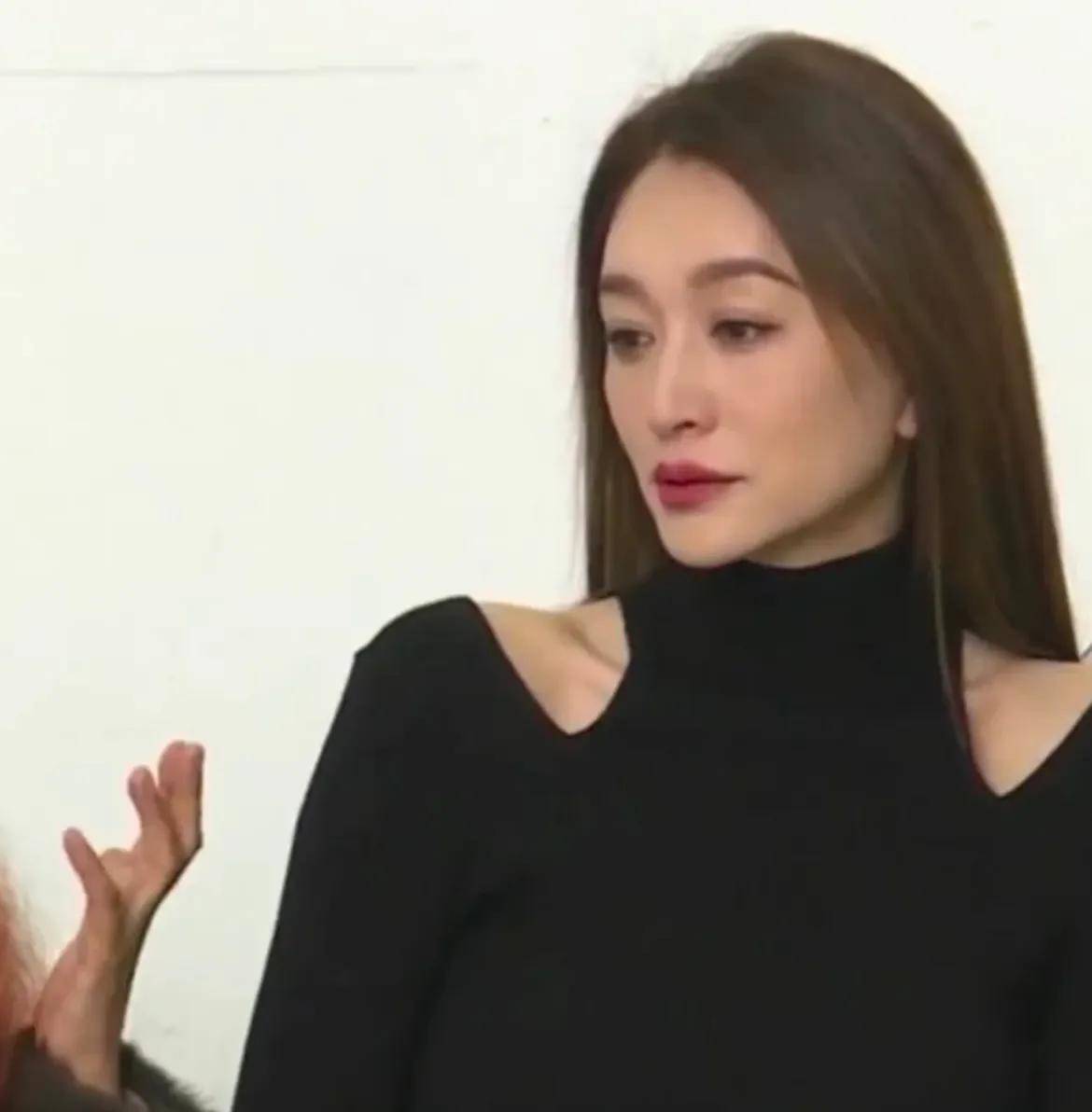 娱乐圈纷争：向太倪萍李小冉事件的深度剖析 娱乐圈风波：向太、倪萍、李小冉事件全解析
