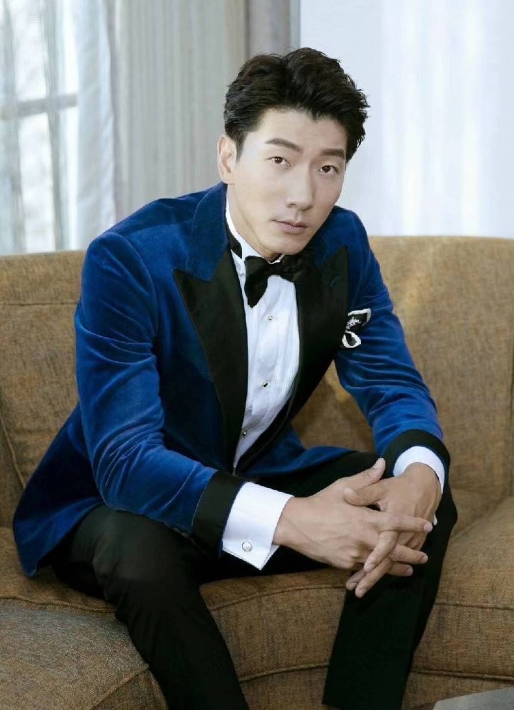 从t台到屏幕超模张亮如何跨出舒适圈挑战演员新身份