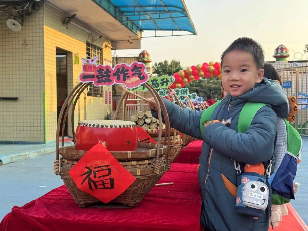 开学啦！望牛墩镇学校活动多彩，新学期启航 望牛墩镇各学校开学：充满仪式与希望的开端