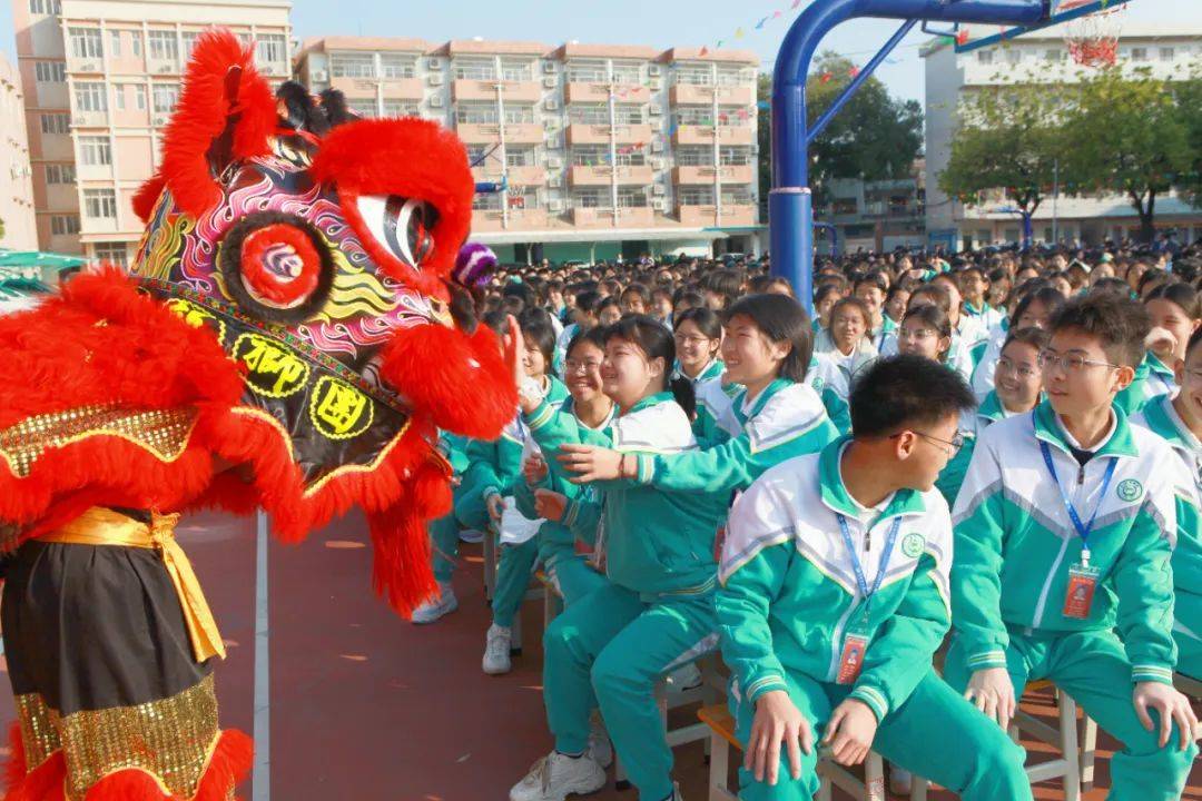 开学啦！望牛墩镇学校活动多彩，新学期启航 望牛墩镇各学校开学：充满仪式与希望的开端