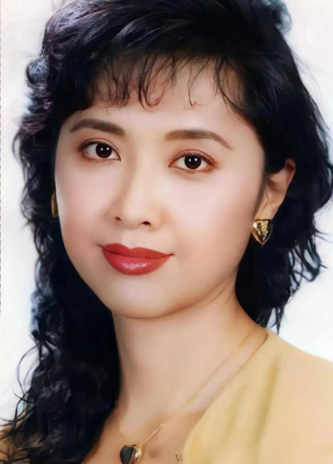 朱琳是中国最美女神