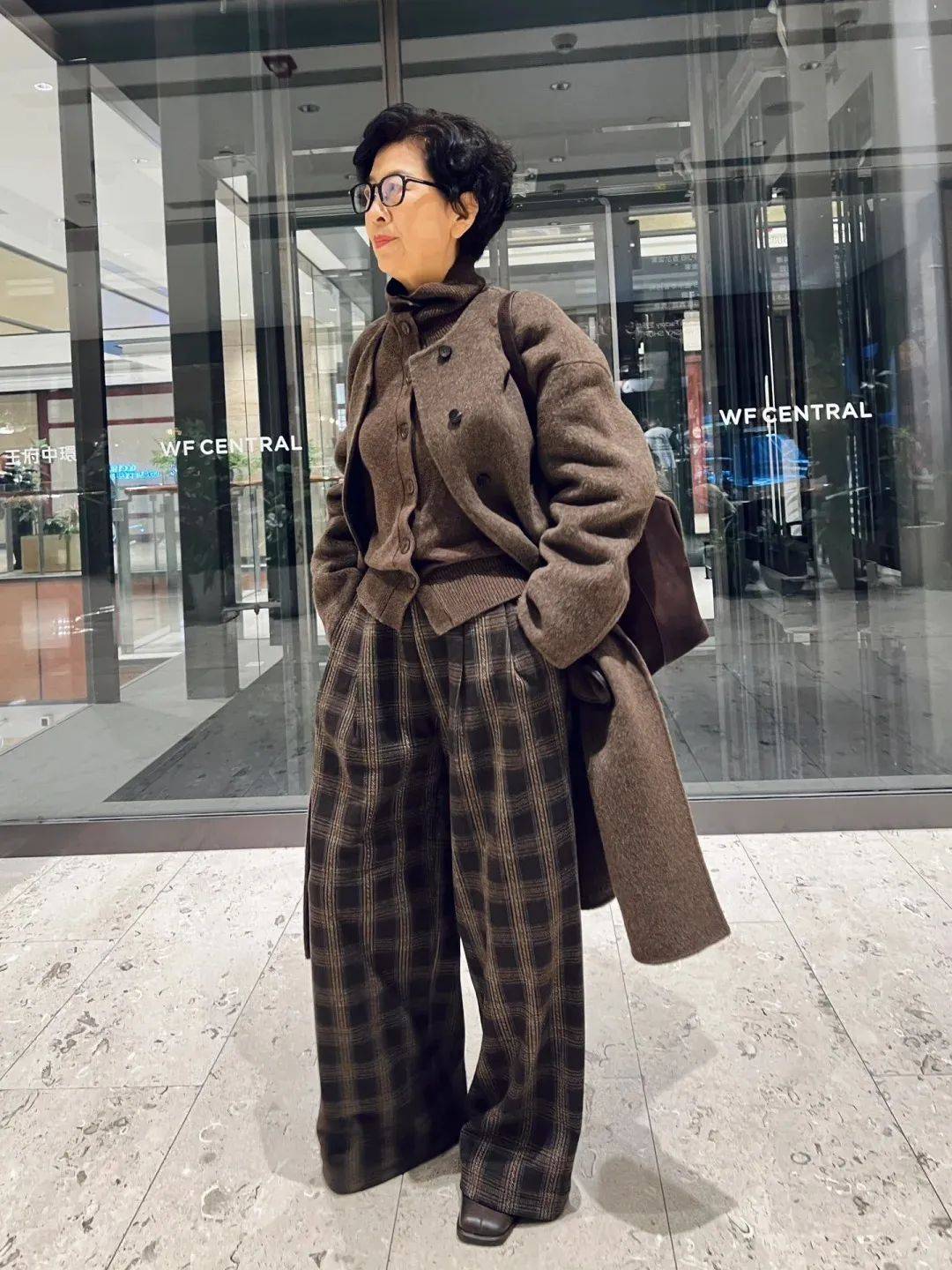 衣服_陈默正_林婉