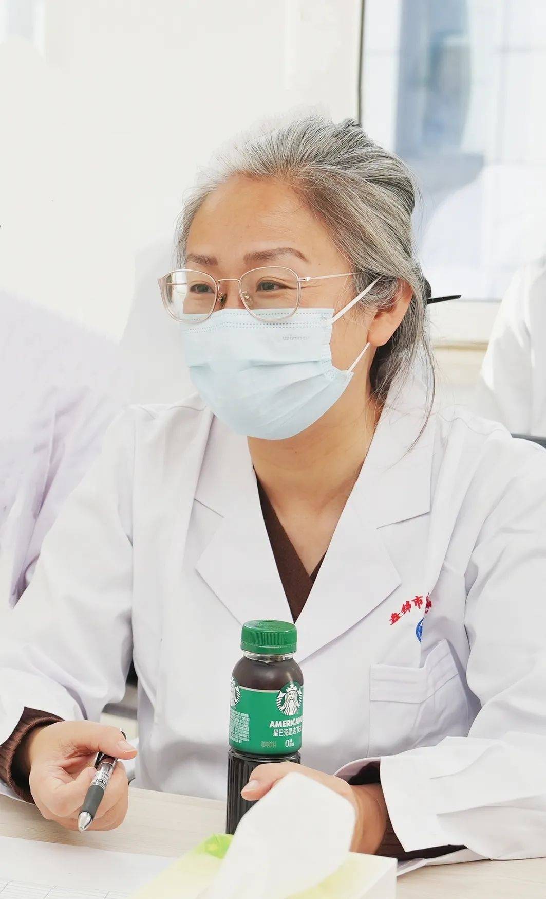 包含北京大学第六医院、房山区代挂预约专家号，使您省去诸多麻烦的词条