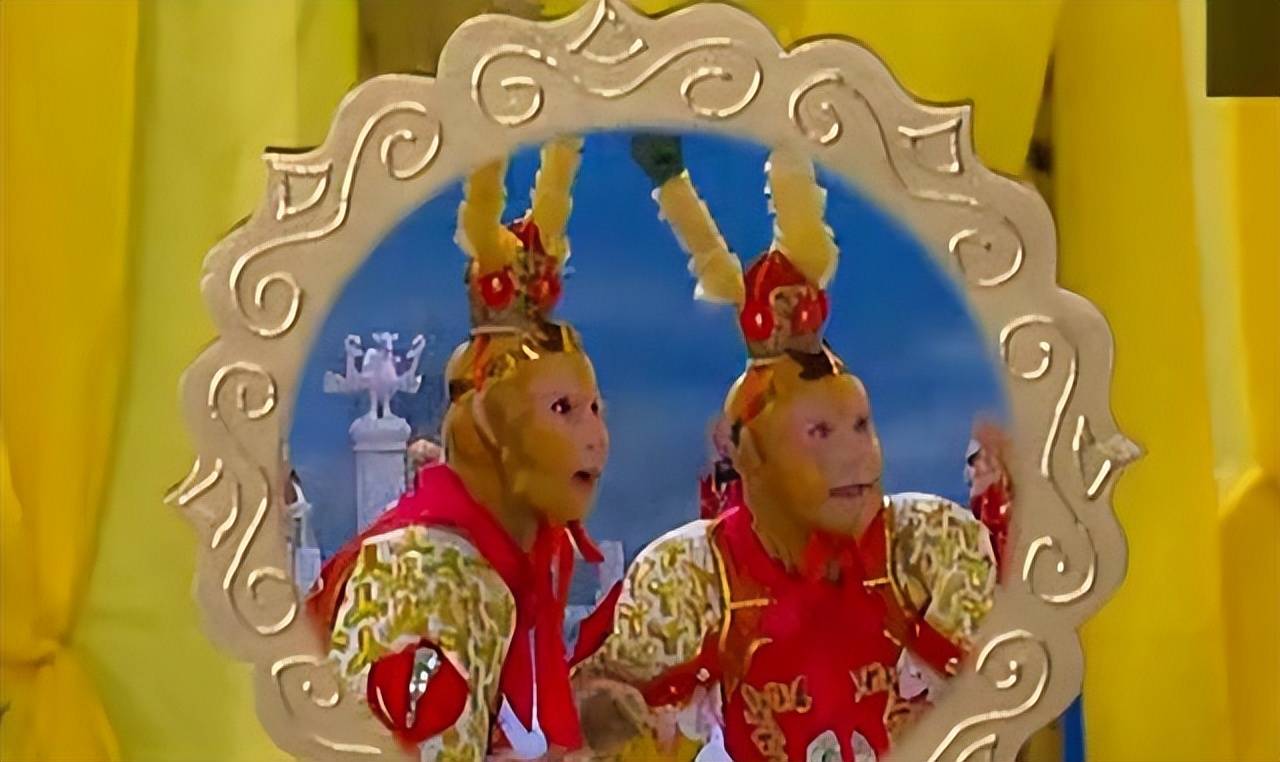 真假美猴王:两把如意金箍棒看不出区别,六耳猕猴的兵器从何而来