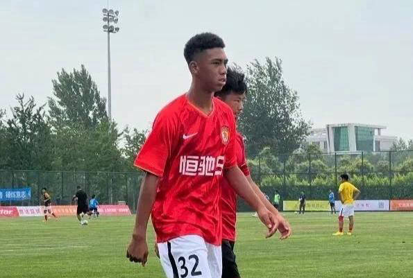 U17国足出线危机！联赛MVP未能入选，平民化球队面临首轮淘汰？
