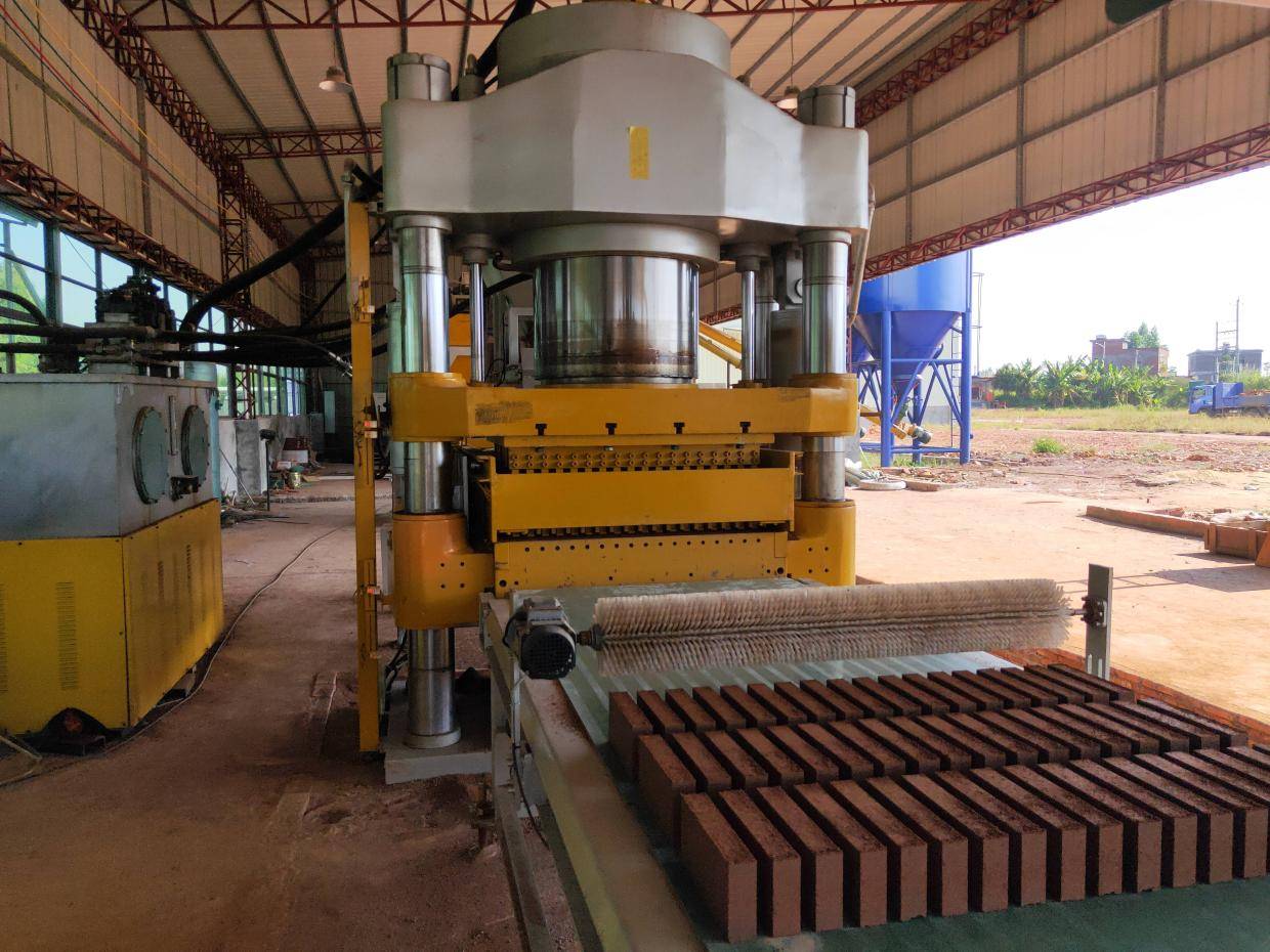 全自动静压砖机生产线 tiger虎鼎1200吨建筑垃圾制砖机设备
