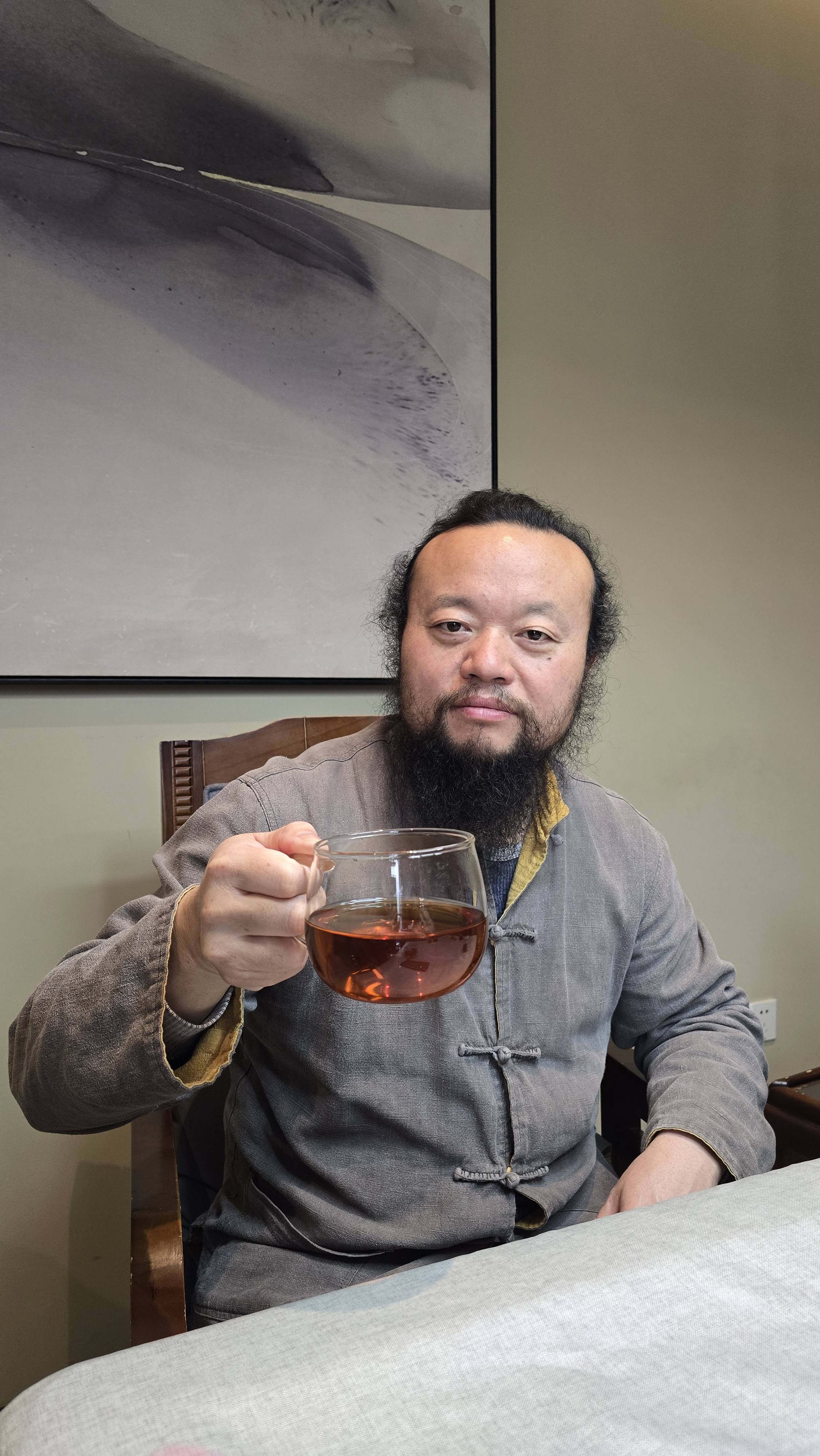四川成都著名火锅店携手风水大师无量子共探美食文化与环境布局之道