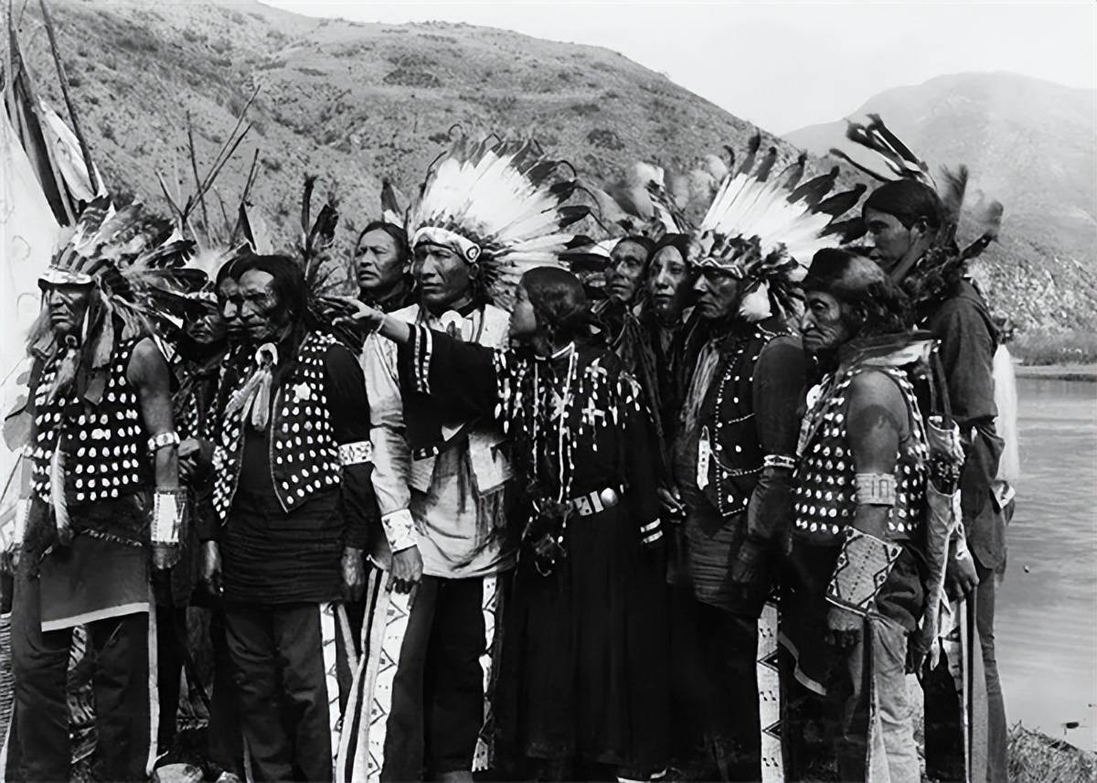 萨拉_哥伦布来_欧洲