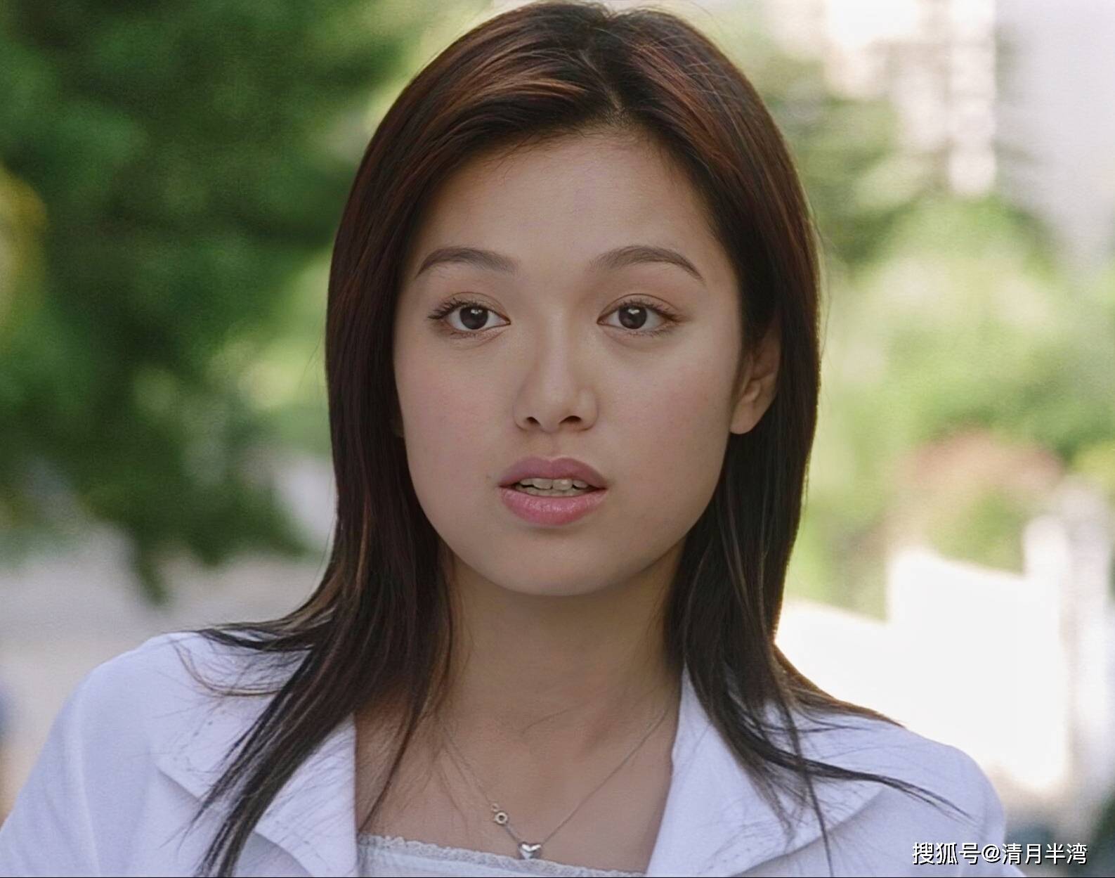 此外,《靓女差馆》《江湖告急》《绝种好男人》《忘不了》等影片中皆