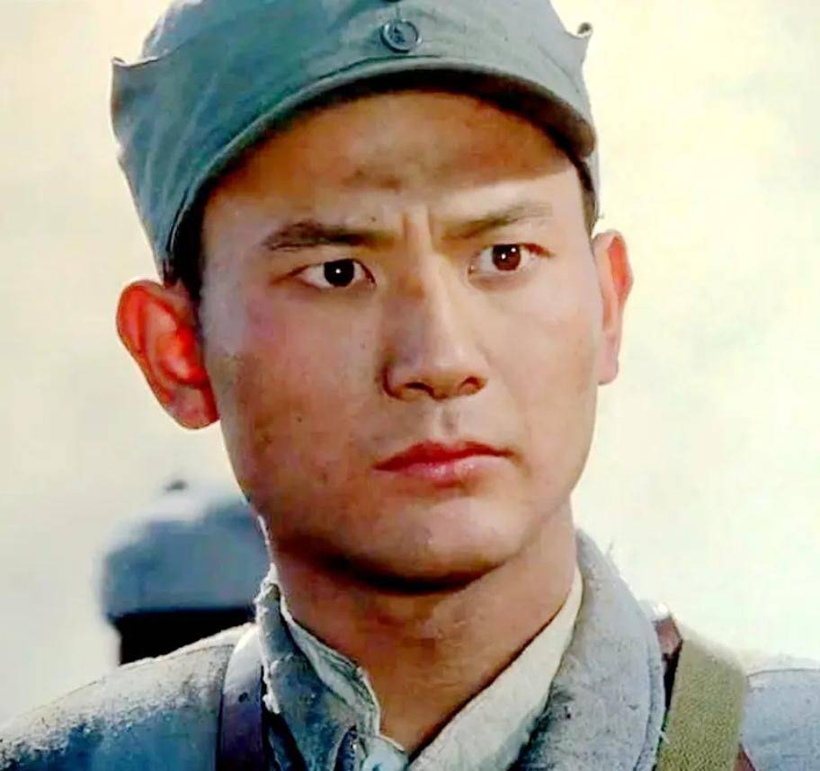 除了在电影行业发展得风生水起以外,周国宾还进入了电视剧领域,而且