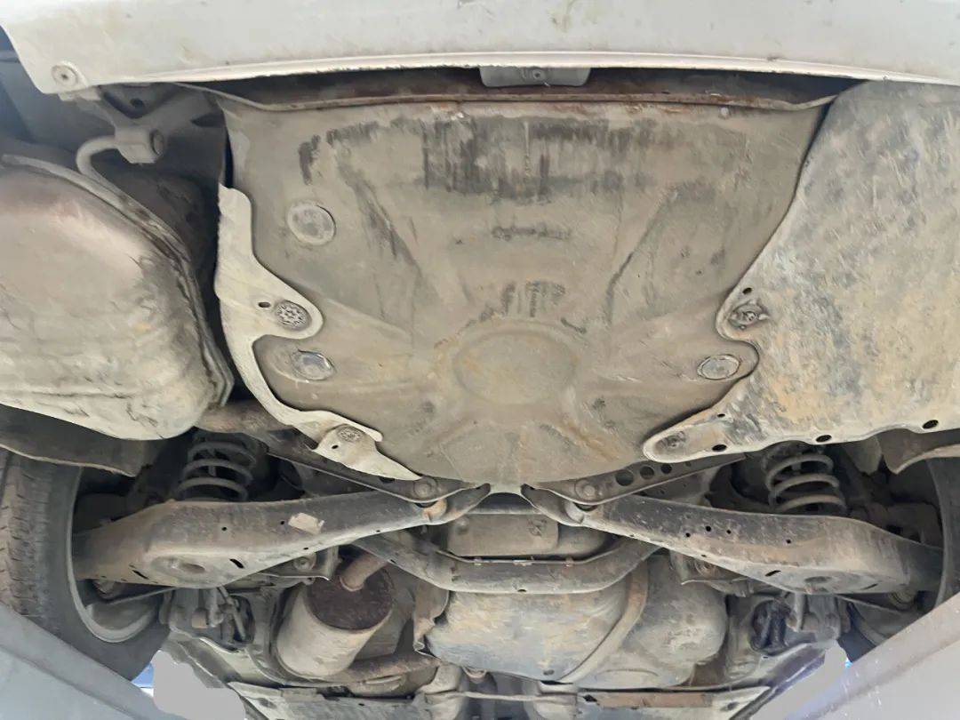 十六年的老速腾检修得知底盘存在的问题后车主却说无所谓了